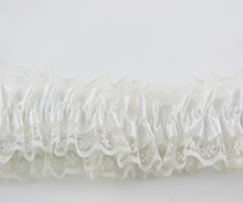 Cream Garter from Say Bella